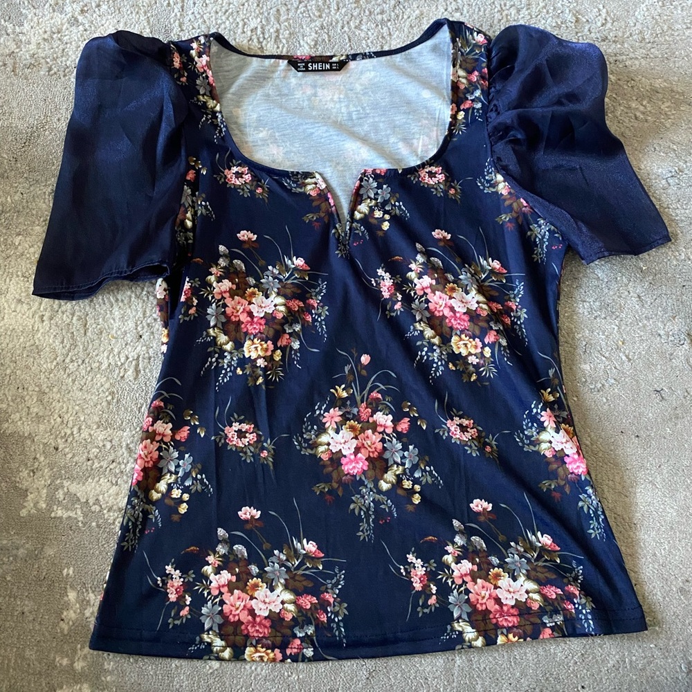 Women’s Blouse Satin Blue with flowers size L